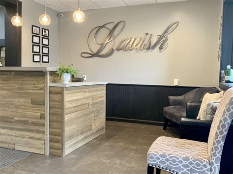 Lavish Salon | Rock Island