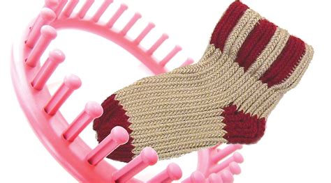 How to knit a sock on a round knitting loom socks, My Crafts and DIY Projects