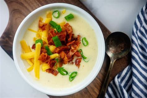 Instant Pot Cauliflower Soup - That Low Carb Life