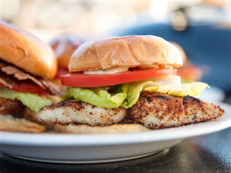 A Taste of the Gulf: Grilled Blackened Fish Sandwiches