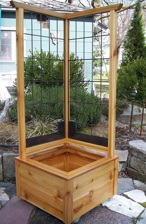 Corner Planter Box with Climbing Trellis #gardenplanters | Climbing ...