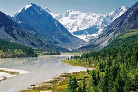 Trekking in the Altai mountains of Kazakhstan | Caravanistan