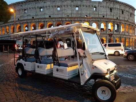 Roma: tour notturno di 2 ore in golf cart | GetYourGuide