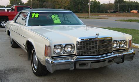 1977 Chrysler Newport - Information and photos - MOMENTcar