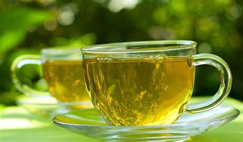 The Benefits of Green Tea & Why You Should Be Drinking It | Yon-Ka Skin ...