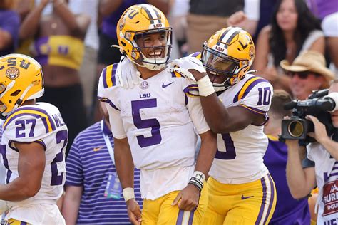 How LSU QB Jayden Daniels remains even-keeled through his roller ...