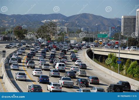 405 Fwy Traffic Los Angeles Editorial Stock Photo - Image of brentwood ...