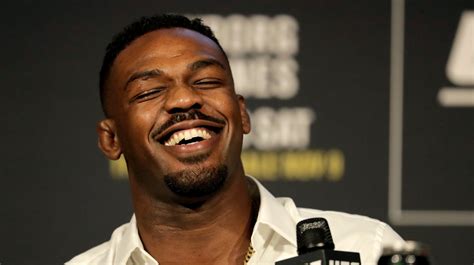 Jon Jones apologizes after drug test result causes UFC 232 to be moved