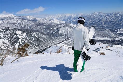 10 Best Ski Resorts in Japan - Where to Go Skiing and Snowboarding in ...