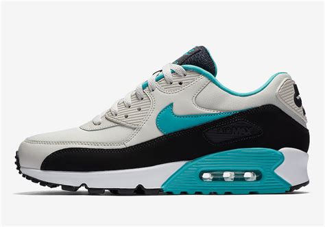 Nike Air Max 90 Essential Sport Turquoise AJ1285-001 - Sneaker Bar Detroit