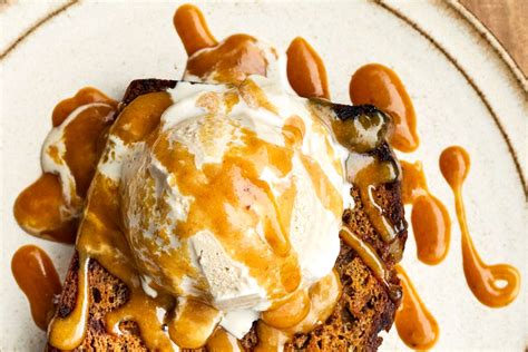 25 Sweet and Salty Caramel Desserts