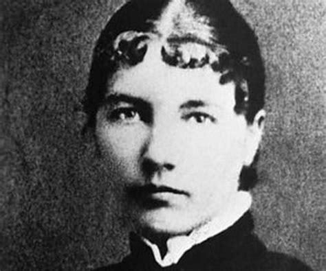 Laura Ingalls Wilder Biography - Childhood, Life Achievements & Timeline