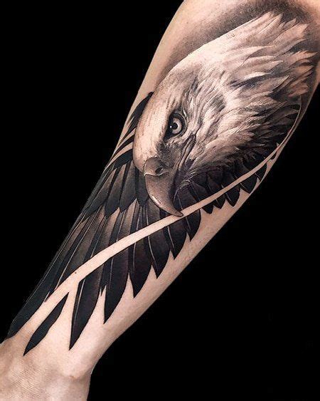 100 Striking Eagle Tattoo Designs & Meaning | Armtatueringar, Tatueringsidéer, Tatuering män