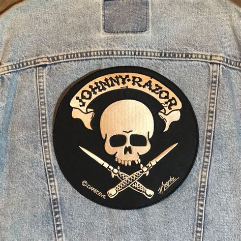 JOHNNY RAZOR SKULL & KNIVES BACK PATCH - LARGE » Boardwalk Vintage