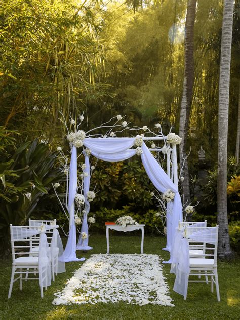 ¿Cómo convertir una boda sencilla en jardín en algo inolvidable?