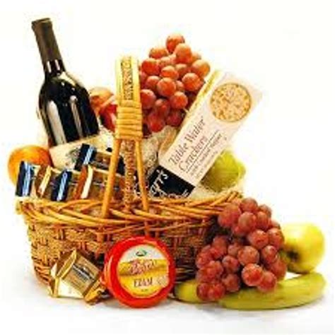 Wine, Cheese, Cracker and Fruit Basket Hartford Florist -Raes Dillon Chapin Florist- Delivering ...