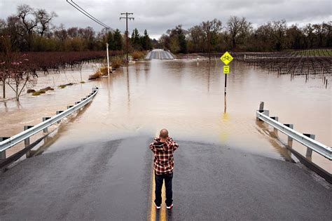 Russian River reaches flood stage - evacuations ordered