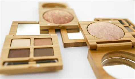 14 Clean + Sustainable Makeup Brands to Try Now