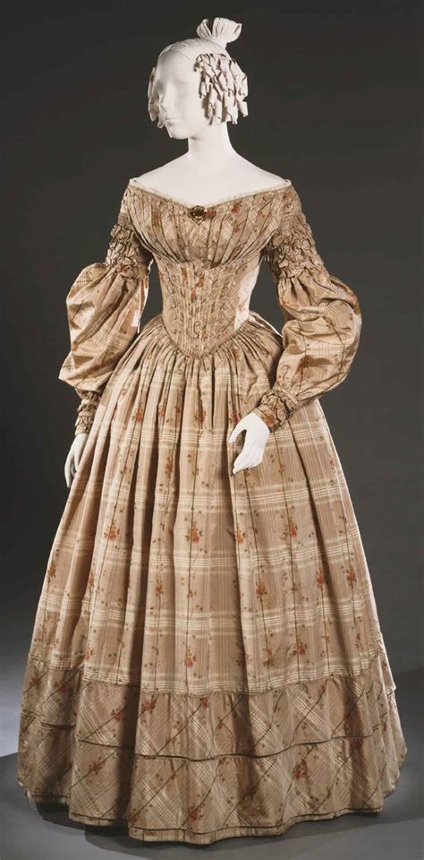 The Romantic Era 1820-1850 – Maggie May Clothing- Fine Historical Fashion