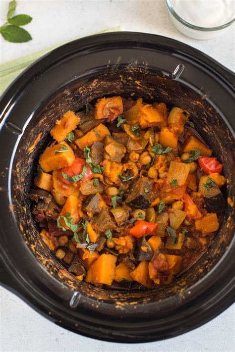 Sweet potato and chickpea slow cooker tagine - Easy Cheesy Vegetarian