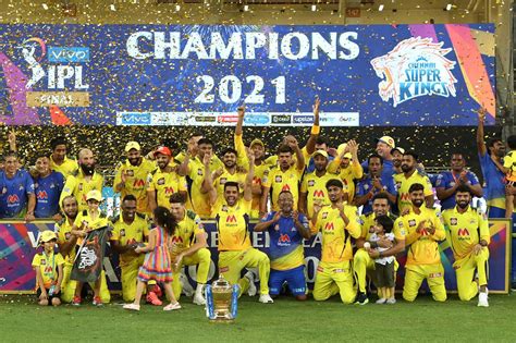 PHOTOS: MS Dhoni, CSK players celebrate IPL 2021 title win with their ...