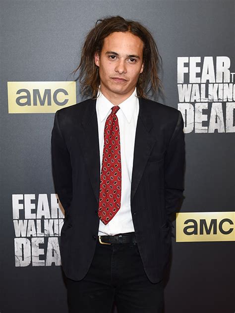 Frank Dillane Arrested: ‘Fear The Walking Dead’ Star Punched Security Guard – Hollywood Life