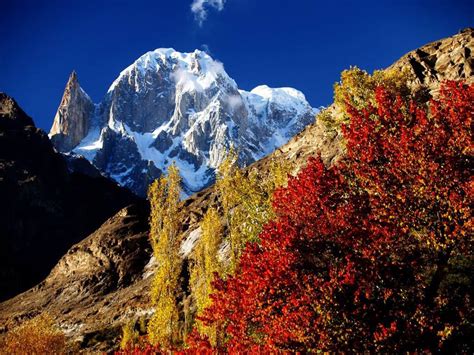 Autumn Tour Hunza Valley 10 Days I Book Now I Hunza Guides