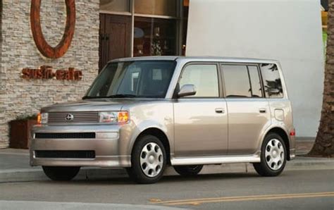 2005 Scion xB Review & Ratings | Edmunds