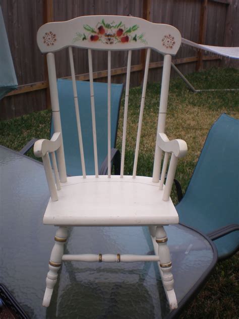 Brown Turquoise: DIY: Baby Rocking Chair.