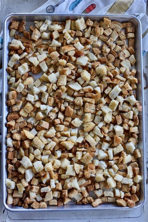 Bread Cubes for Stuffing | Recipe | Stuffing recipes, Cube recipe, Dry ...