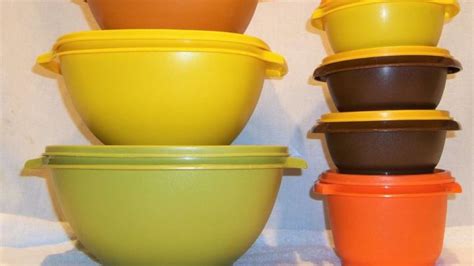 Can You Microwave Vintage Tupperware? Here's The Answer! - Container FAQs