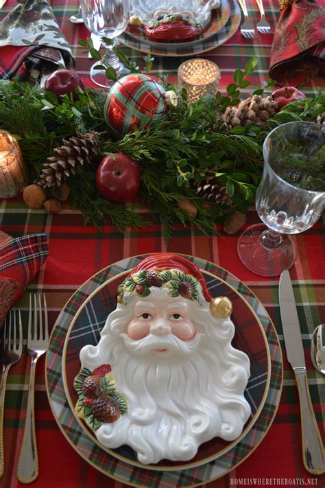 23 Inspiring Christmas Tablescapes - Celebrate & Decorate