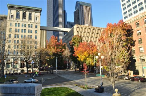 Seattle_-_King_County_Courthouse_and_King_County_Administration ...