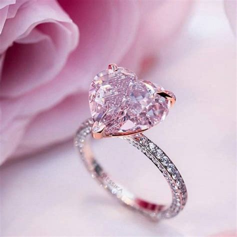 Heart Shape Engagement Rings in New York, USA