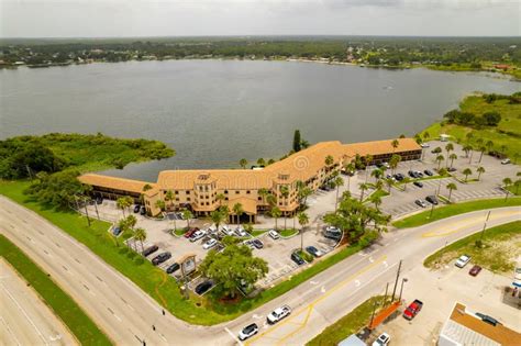 Inn on the Lakes Sebring FL USA Stock Photo - Image of hotel, florida: 221854324