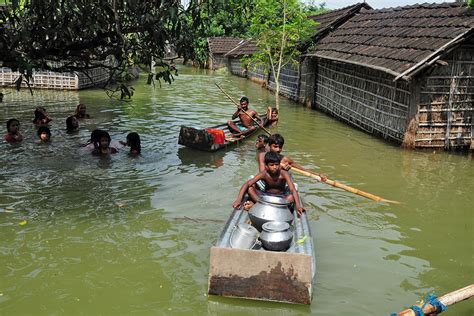 Thousands Affected by Severe Floods in Northern India | IBTimes UK