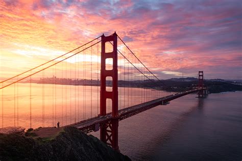 Friday's sunrise over the Golden Gate Bridge and SF : r/bayarea