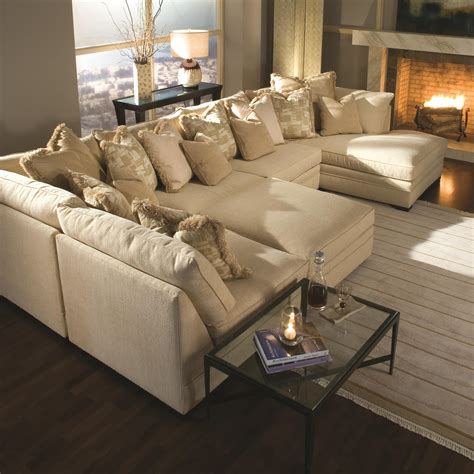 Huntington House 7100 Godfrey Contemporary U-Shape Sectional Sofa with ...