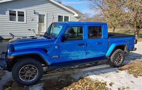 Hydro blue Overland Gladiator: where? | Jeep Gladiator (JT) News, Forum ...