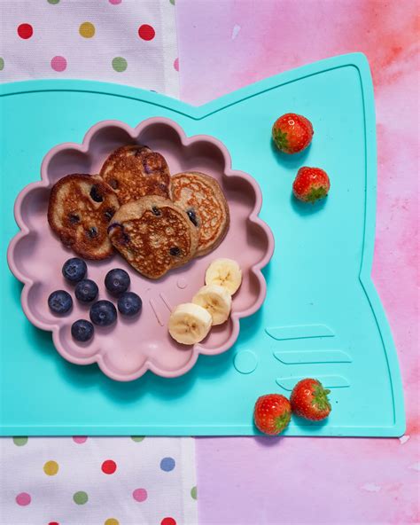 Blueberry & Banana Oat Pancakes | Annabel Karmel