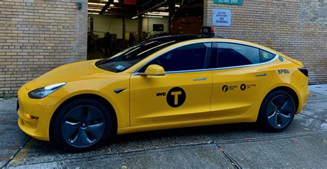 Tesla Model 3 wins hearts as famed NYC Taxi, picks up where Nissan Leaf ...