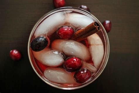 Jack Daniel's Honey Recipe: Jack Honey Cranberry Tea - Daily Appetite