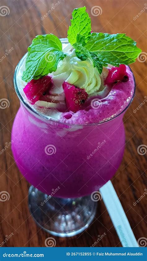 Red Dragon Juice on the Wood Table Stock Image - Image of wood, berry: 267152855
