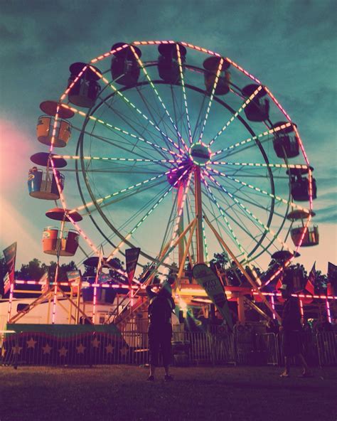 Ferris wheel at the county fair Photography color aesthetic Circus Aesthetic, Aesthetic Themes ...