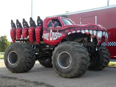 Monster Trucks | Offroad Monsters