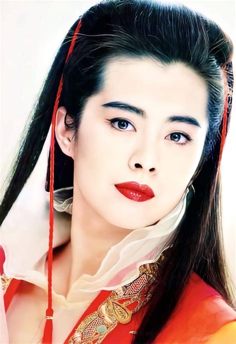 Ghim của 智偉 trên 女性時尚 trong 2024 | Nữ thần