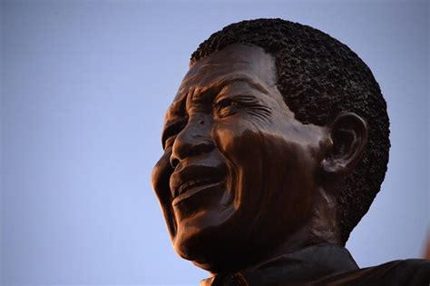 Remembering Nelson Mandela in Video