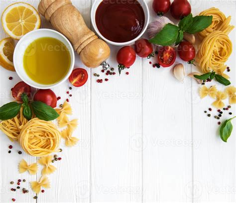 Italian food ingredients 4576469 Stock Photo at Vecteezy