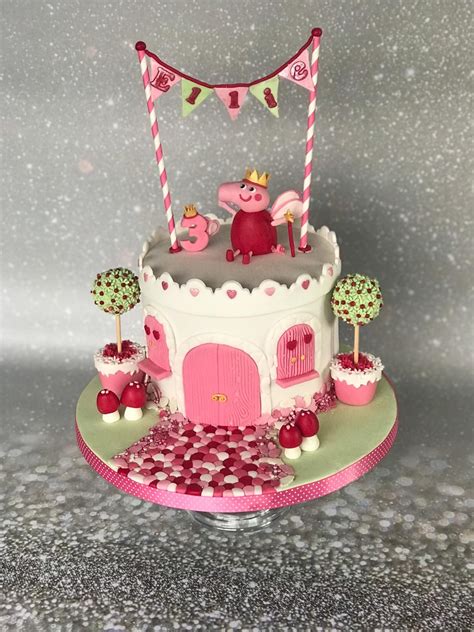 Peppa Pig Birthday Cake, Peppa Pig Cake, 1st Birthday, Bday, Pig Cakes ...