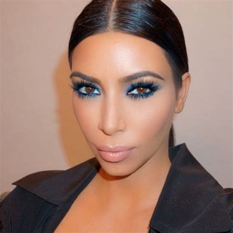 This is the reason why Kim Kardashian's make-up is never cake-y! - Beauty News - Reveal